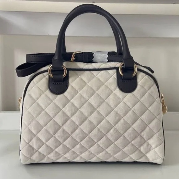 ❌SALE❌NWT Juicy Couture Velour Crystal Chocolate Quilted Royal Moment Bowler Bag - Picture 3 of 10